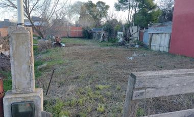 LOTE/TERRENO BARRIO AEROPARQUE 370m2 T/PERMUTA