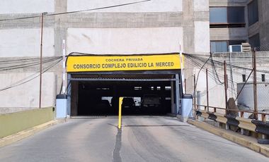 COCHERA DOBLE COMPLEJO “LA MERCED” AV. OLMOS 138