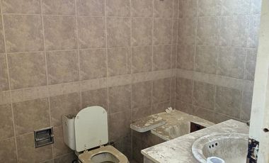 VENTA DE CASA EN CALLE PEDRO LEON GALLO