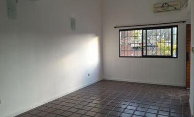 ALQUILER CASA 4 DORM. COMERCIAL Y FAMILIAR G. CRUZ