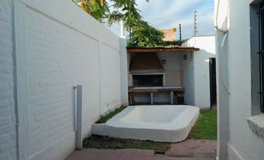 ALQUILER CASA 4 DORM. COMERCIAL Y FAMILIAR G. CRUZ