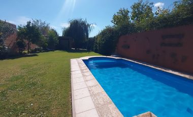 VENTA CASA CON PILETA QUINCHO RIVADAVIA MENDOZA