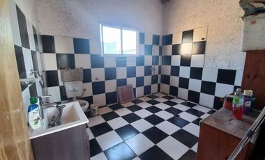 VENTA CASA + DEPTOS Y PISCINA JOCOLI VIEJO LAVALLE