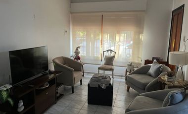 Gran casa en alquiler con piscina en Las Heras