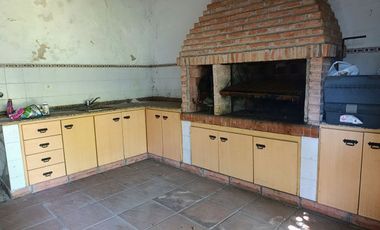 VENTA CASA 4 AMB + DEPENDENCIA PERMUTA R. MEJIA
