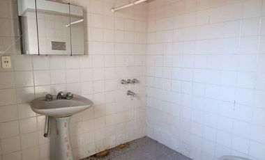 VENTA CASA 4 AMB + DEPENDENCIA PERMUTA R. MEJIA