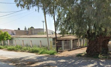 SE VENDE CASA COMO TERRENO IDEAL PARA INVERSIONISTAS