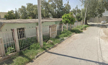 SE VENDE CASA COMO TERRENO IDEAL PARA INVERSIONISTAS