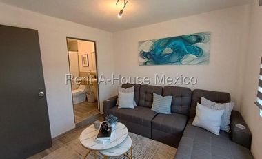 Casa en Venta en Paseos del Bosque, Cuautitlan Izcalli CR 26-1933.
