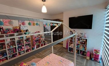 Casa en Venta en Paseos del Bosque, Cuautitlan Izcalli CR 26-1933.