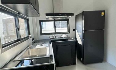 Single house for rent, north-facing, comfortable and well-ventilated. Located in Bangna KM 5, convenient for traveling in and out of the city.