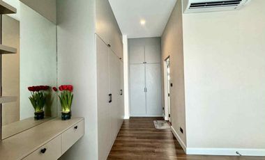 Single house for rent, north-facing, comfortable and well-ventilated. Located in Bangna KM 5, convenient for traveling in and out of the city.