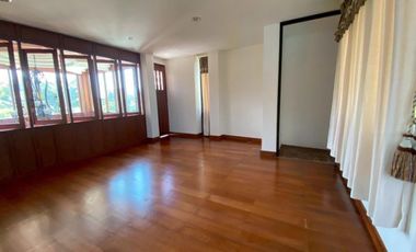 House for sale near the sea, Wang Kaew, Rayong. Corner house with panoramic sea views and a resort-like atmosphere.