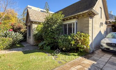 Casa en venta en Providencia barrio Las Flores colegio San Ignacio