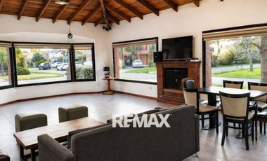 CASA VENTA 4 DORM, OFICINA DEPEND LA DELFINA PILAR