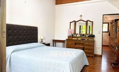 CASA VENTA 4 DORM, OFICINA DEPEND LA DELFINA PILAR