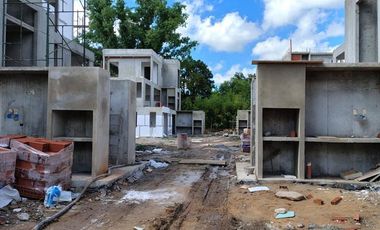 VENTA DEPTO 2 AMB BIO PILAR COCHERA Y BALCON