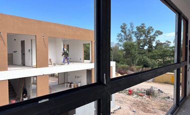 VENTA DEPTO 2 AMB BIO PILAR COCHERA Y BALCON