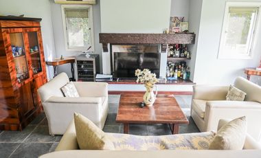 VENTA CASA 8 AMB - CLUB DE CAMPO PUEYRREDÓN