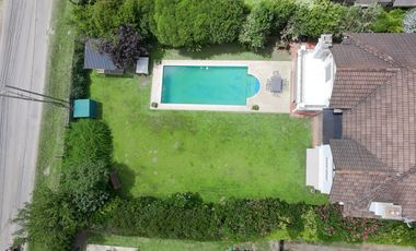 VENTA CASA 8 AMB - CLUB DE CAMPO PUEYRREDÓN