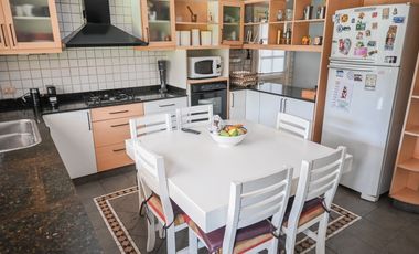 VENTA CASA 8 AMB - CLUB DE CAMPO PUEYRREDÓN