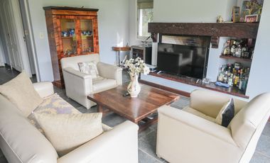 VENTA CASA 8 AMB - CLUB DE CAMPO PUEYRREDÓN