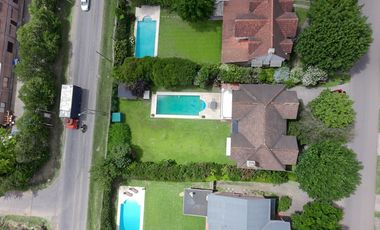 VENTA CASA 8 AMB - CLUB DE CAMPO PUEYRREDÓN