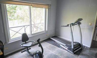 VENTA CASA 8 AMB - CLUB DE CAMPO PUEYRREDÓN