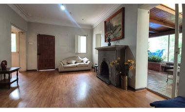 VENTA EXCLUSIVA CASA A PASOS METRO ÑUÑOA