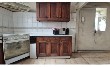 VENTA EXCLUSIVA CASA A PASOS METRO ÑUÑOA