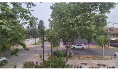 VENTA EXCLUSIVA CASA A PASOS METRO ÑUÑOA