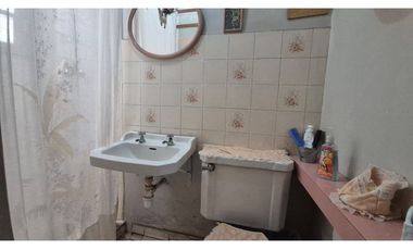 VENTA EXCLUSIVA CASA A PASOS METRO ÑUÑOA
