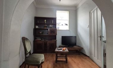 VENTA EXCLUSIVA CASA A PASOS METRO ÑUÑOA