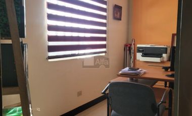 Oficnias con bodega en renta Ciudad Juárez Chihuahua Colonia El Granjero.