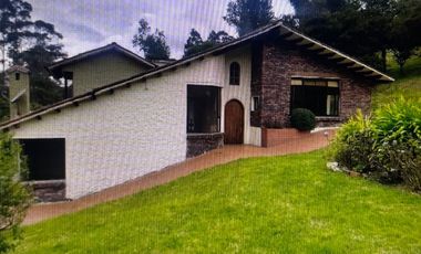 CASA CAMPESTRE EN LA CALERA | ARRIENDO