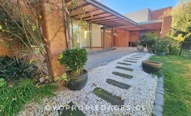 CASA EN CONDOMINIO INTERIOR/ LOS TRAPENSES