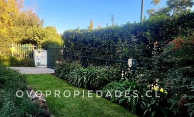 PRECIOSA CASA EN CONDOMINIO AV LA DEHESA