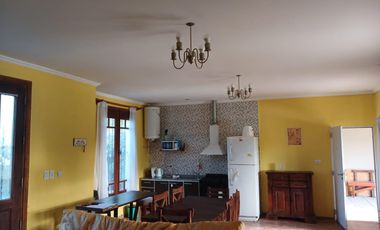 Casa con parque y pileta