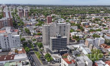 Espectacular 3 ambientes con vista abierta cochera pileta y amenities en venta , Beccar