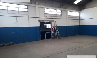 Galpón Industrial en San Justo 1.200 m² – 2 Plantas, Oficinas, Montacargas y Acceso Camiones