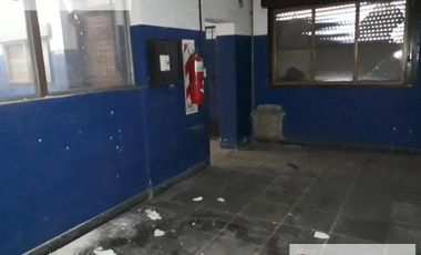Galpón Industrial en San Justo 1.200 m² – 2 Plantas, Oficinas, Montacargas y Acceso Camiones