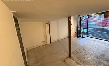 Local comercial  en venta 41 mts  Zona de Olivos -  Frente a la estacion