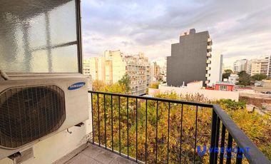 Alquiler de departamento 2 ambientes con balcón al frente en el barrio de Caballito.