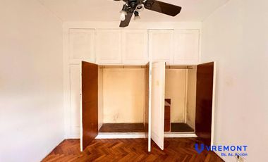 Alquiler de departamento 2 ambientes con balcón al frente en el barrio de Caballito.