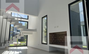 Alquiler de Casa en Vistas