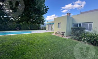 Casa en Alquiler  - Barrio Don Joaquin, Canning