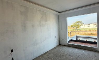 Casa con alberca en preventa - Yatareni