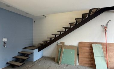 Casa con alberca en preventa - Yatareni