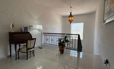 Casa en RENTA por Nieto Piña.