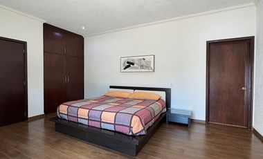 Casa en RENTA por Nieto Piña.